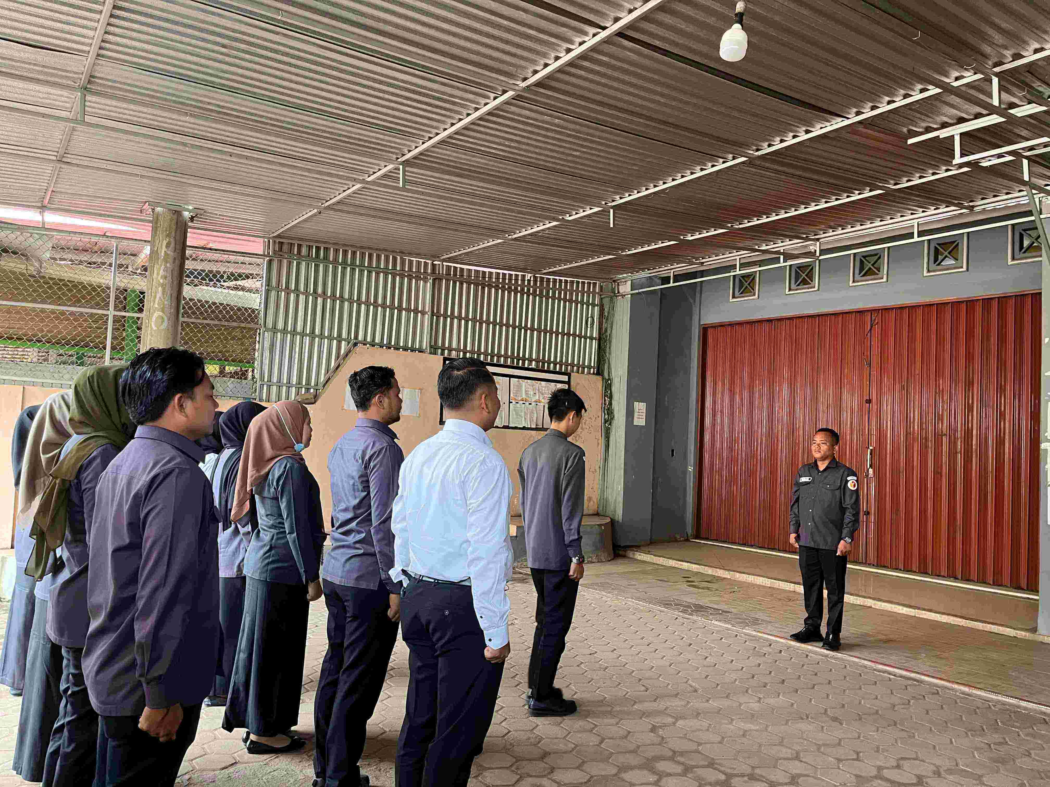 Bawaslu PALI : Gelar Apel pagi di Sekretariat Bawaslu PALI