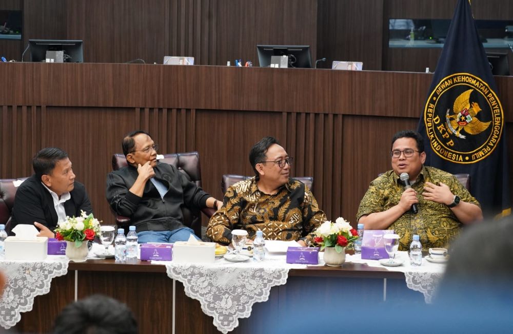Ketua Bawaslu Rahmat Bagja dalam diskusi di Dewan Kehormatan Penyelenggara Pemilu (DKPP), Rabu, (13/8/2025).