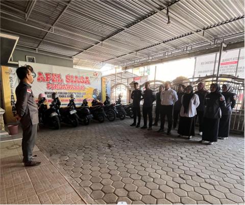 Bawaslu PALI : Gelar Apel pagi di Sekretariat Bawaslu PALI