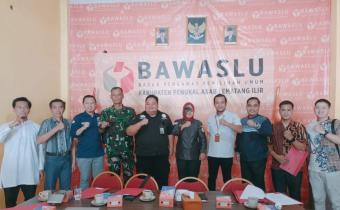   Bawaslu PALI Ajak Warga Hindari Isu Negatif pada Pemilihan Serentak 2024