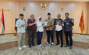 Bersama 17 Kabupaten/Kota Se-Sumsel Bawaslu PALI Serahkan Laporan Akhir SDMO