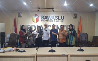 Bawaslu PALI Serahkan Laporan Pengelolaan Keuangan Pemilu 2024